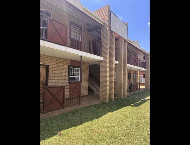 2 BEDROOM APARTMENT FOR SALE IN MMABATHO 2
